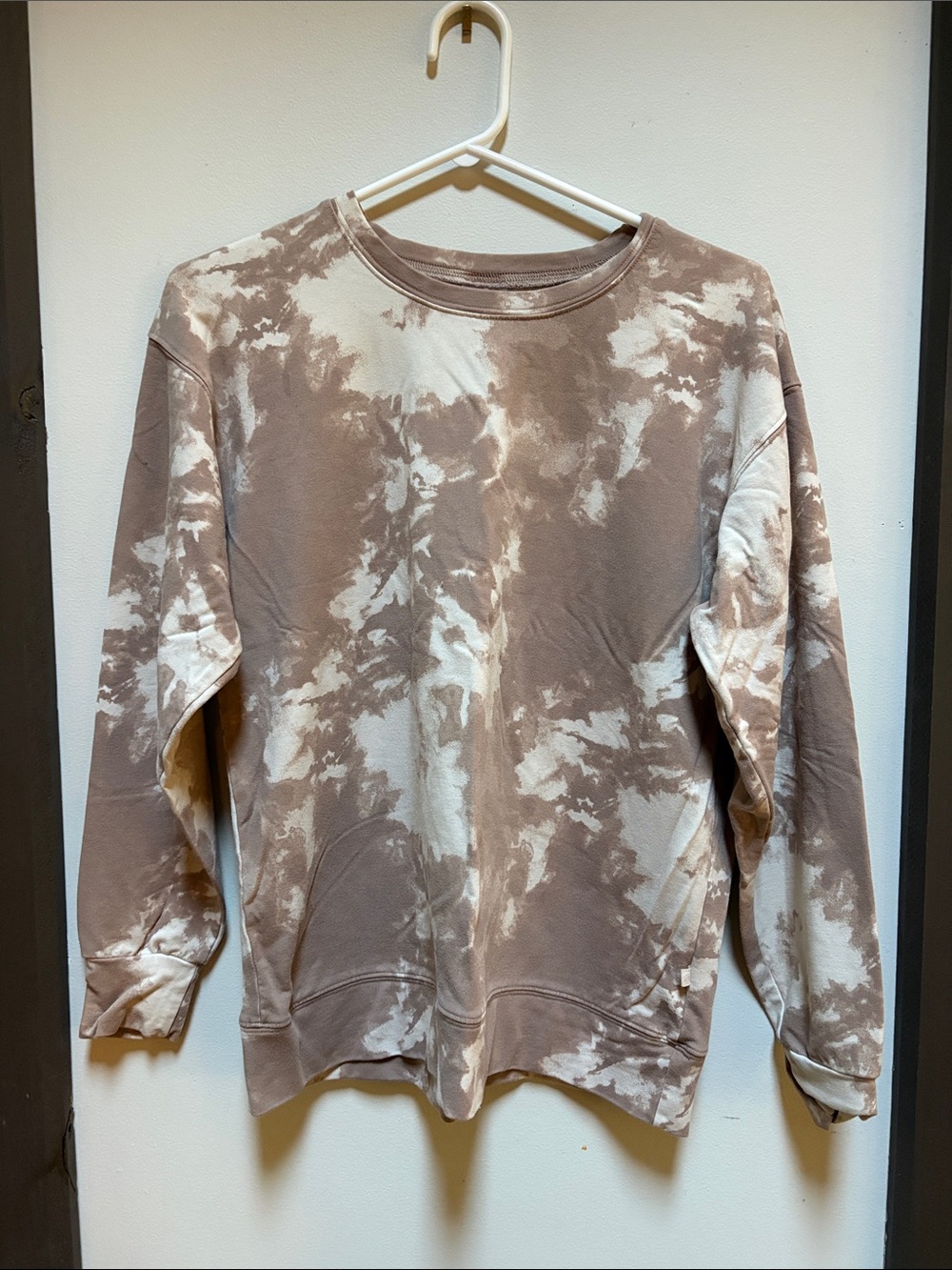 Women's Tie-Dye Crewneck Sweater - Brown & Cream